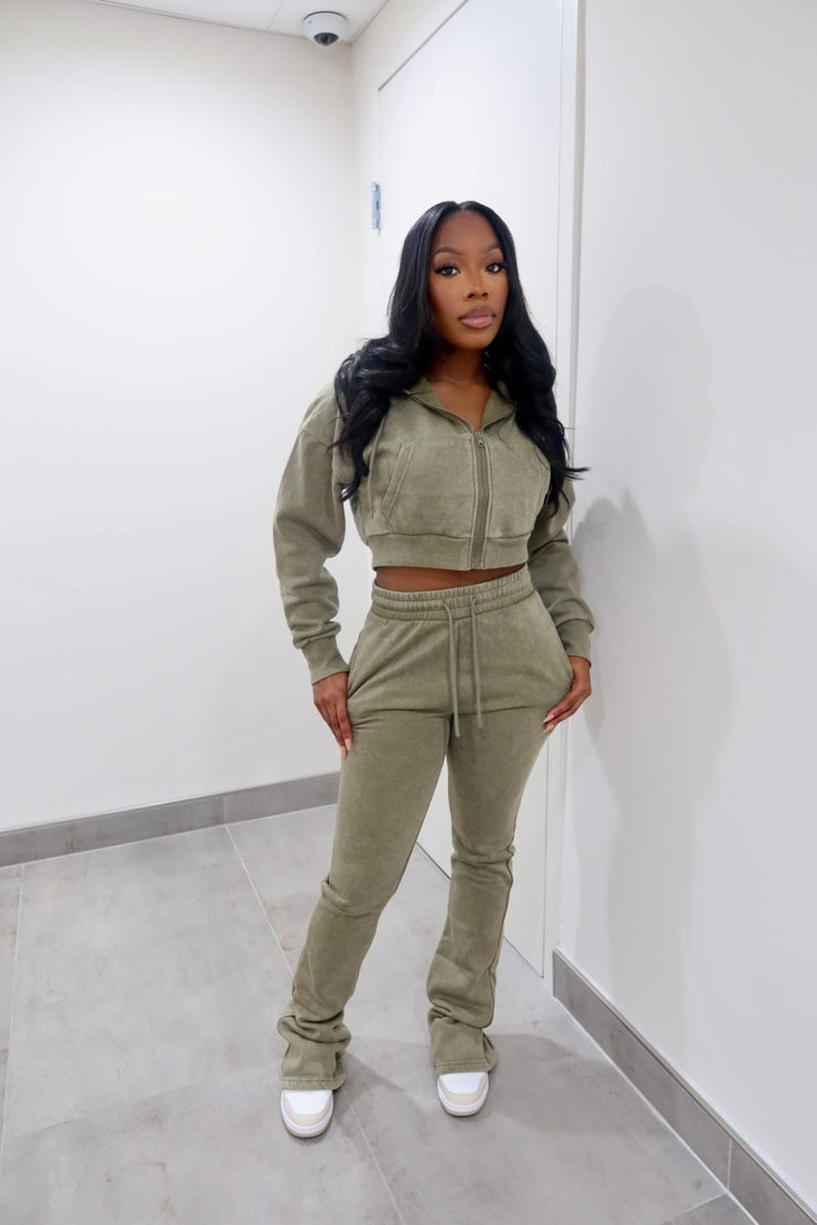 Ash Extended Jogger Set (Olive)